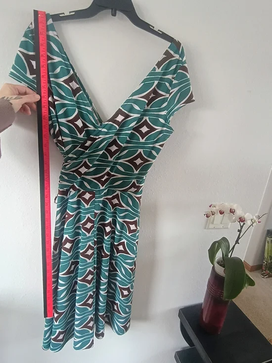 GBY Wrap Dress Size 14 Green Brown Geometric Stretch Faux Wrap USA Made - Picture 10 of 11